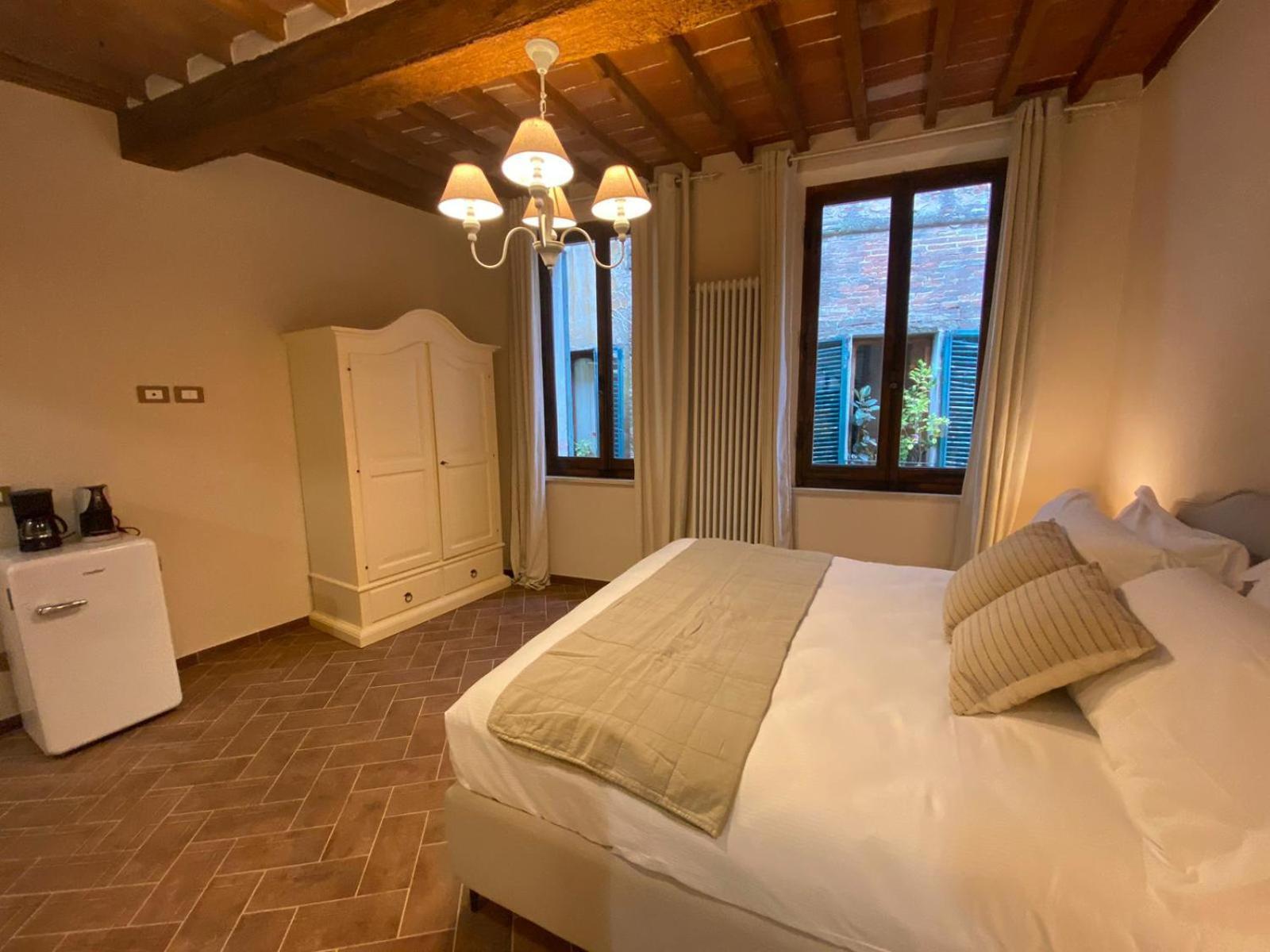 Lastamperia19 Camere-Rooms Montepulciano Stazione Exterior foto