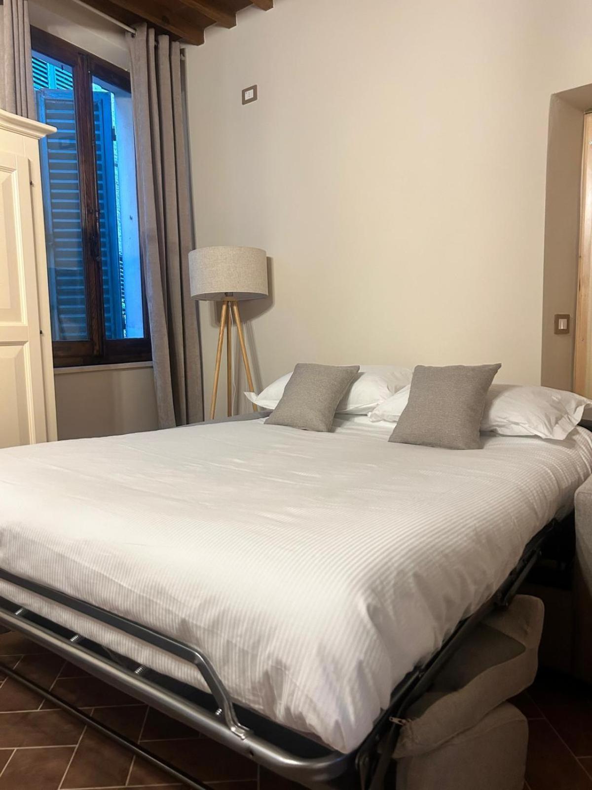 Lastamperia19 Camere-Rooms Montepulciano Stazione Exterior foto
