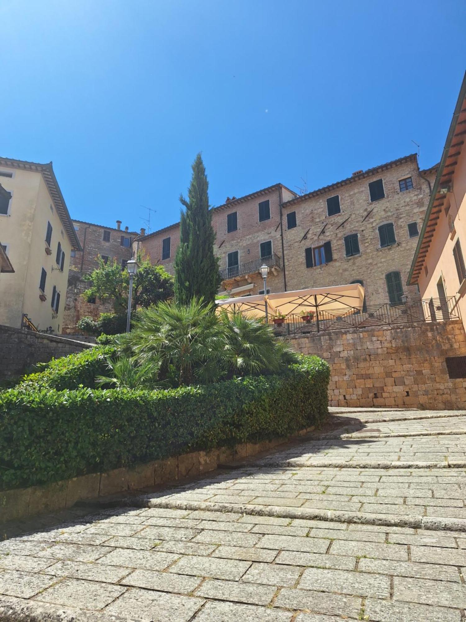 Lastamperia19 Camere-Rooms Montepulciano Stazione Exterior foto