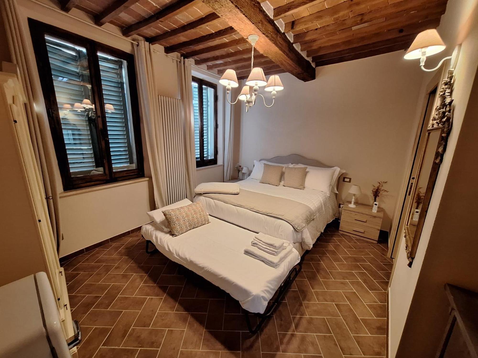 Lastamperia19 Camere-Rooms Montepulciano Stazione Exterior foto